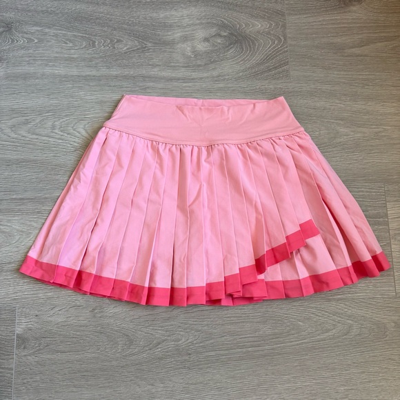 OFFLINE By Aerie Pink Tint High Rose Tiebreaker Pleated Mini Tennis Skort - Picture 2 of 11